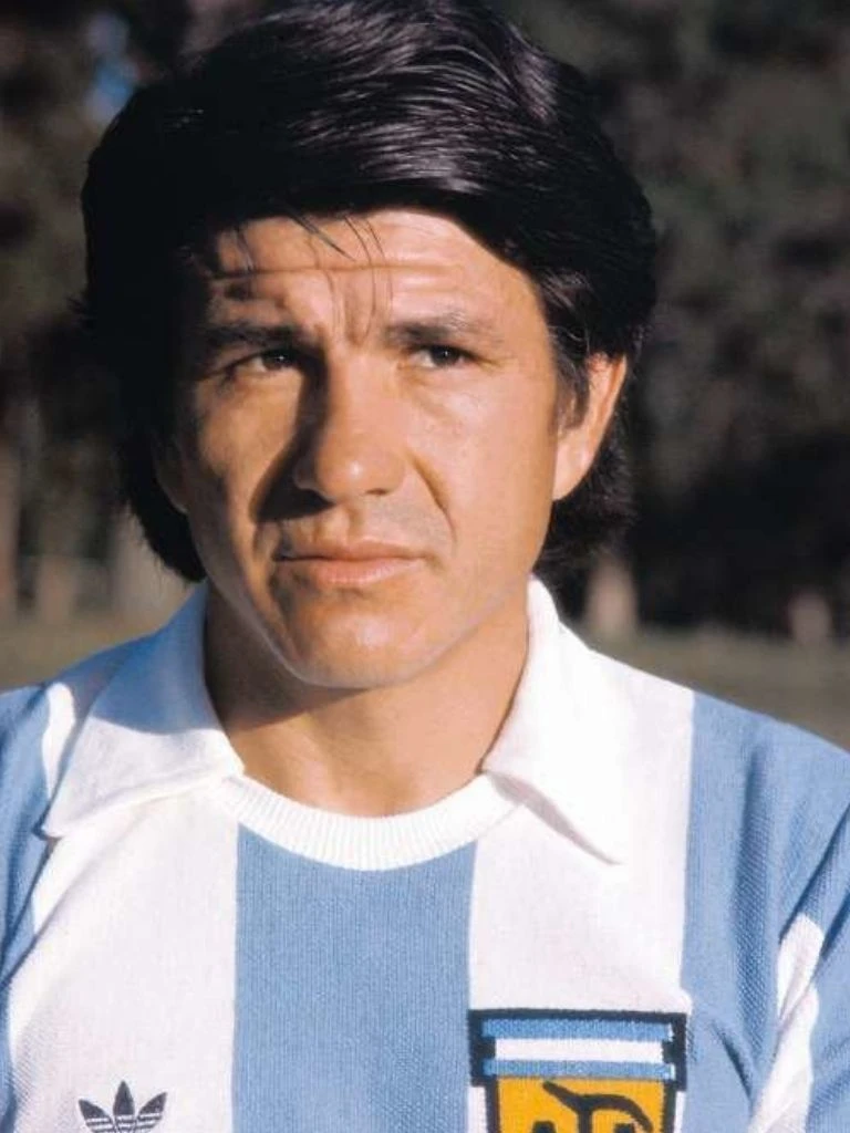 Luis Galvan Biography: Wiki, Age, Career, Height, Weight, Boyfriend, Net Worth & More